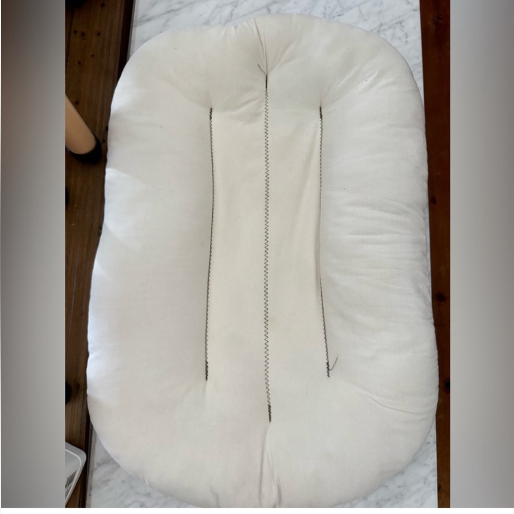 Snuggle Me Infant Lounger